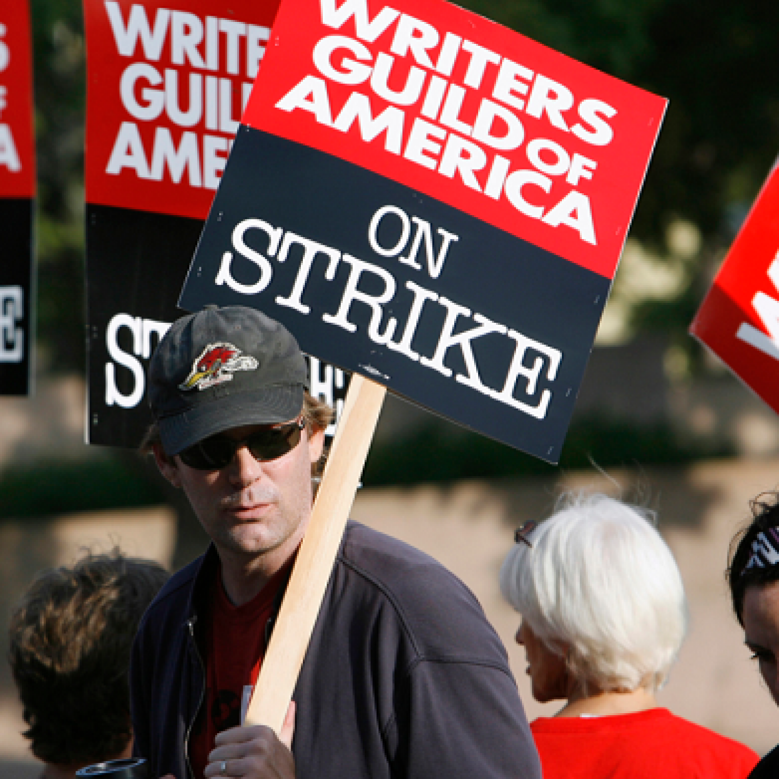 Writer’s Strike Shuts Down Hollywood. - Daily Candid News